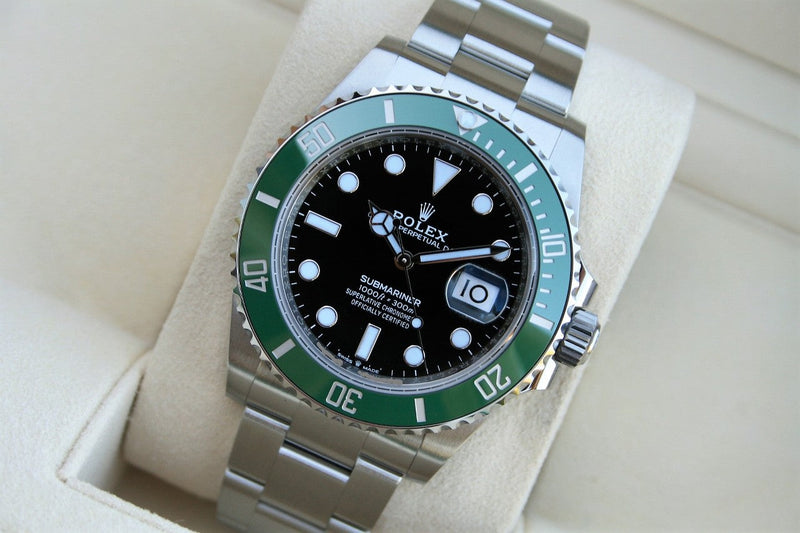 Luxury Watch SUBMARINER Green Bezel Model 16610LV