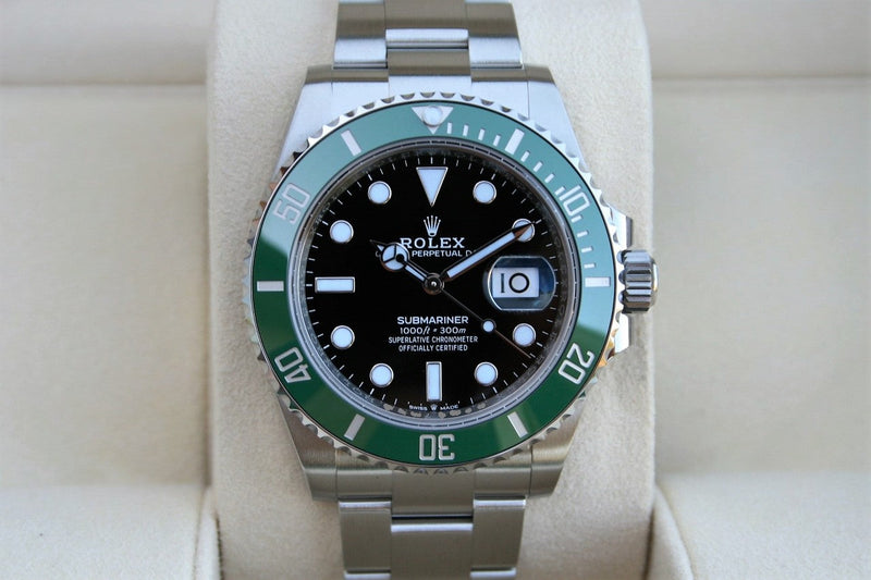 Luxury Watch SUBMARINER Green Bezel Model 16610LV