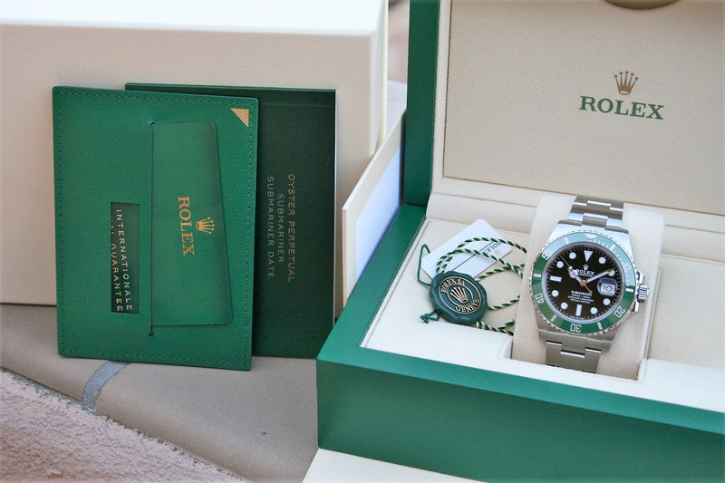 Luxury Watch SUBMARINER Green Bezel Model 16610LV