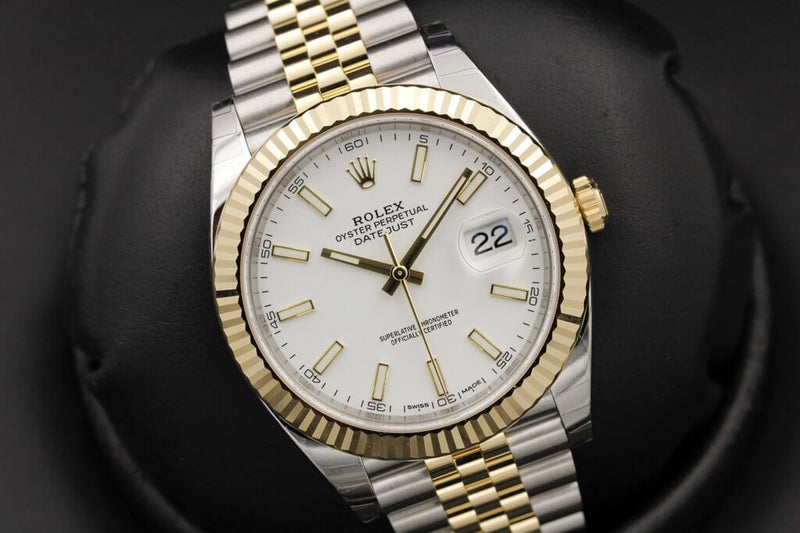 Luxury Watch Datejust 126333 White Jubilee Background 41 mm
