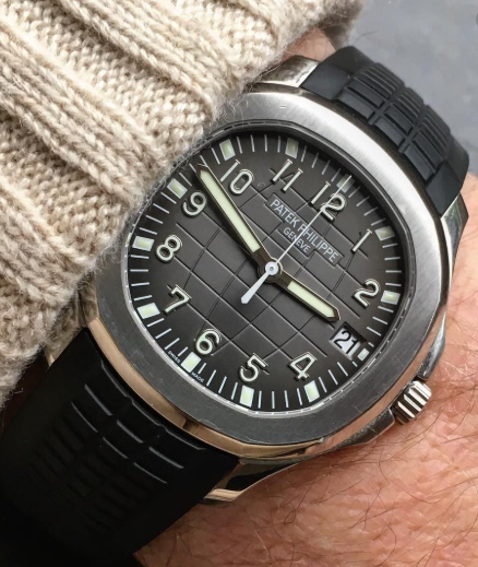 Patek Philippe Aquanaut Automatique Black